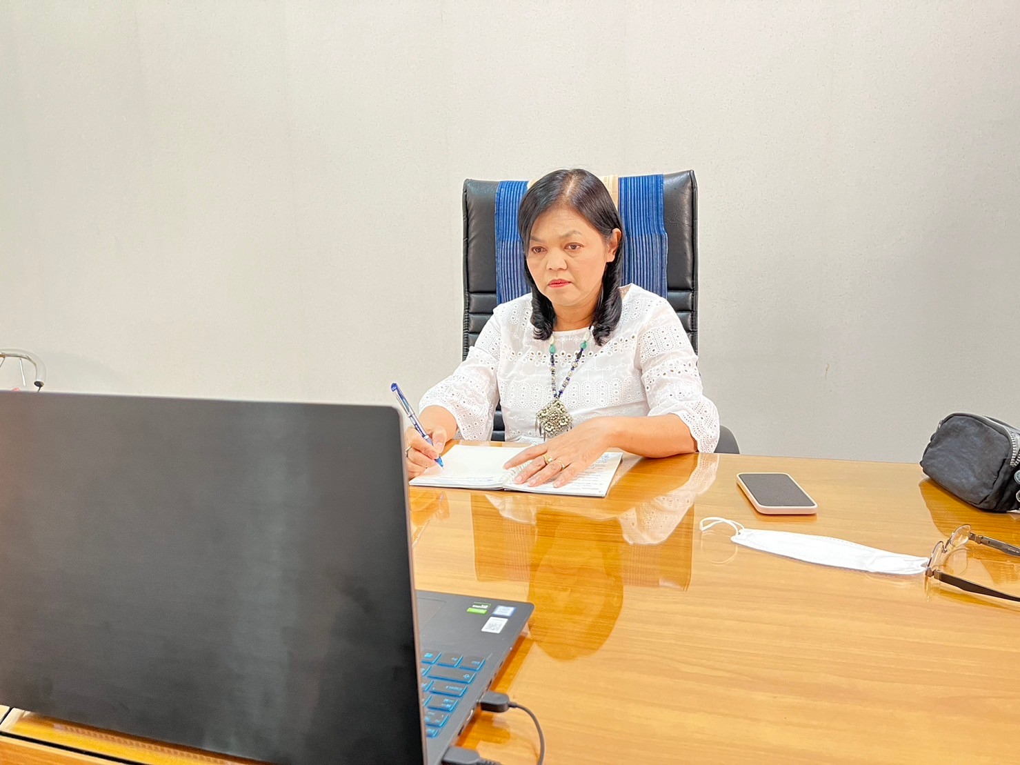 title - ผู้ตรวจราชการกรม ส.ป.ก.เข้าร่วมการประชุมติดตามผลการดำเนินงานตามแผนการตรวจราชการและการขับเคลื่อนแบบบูรณาการในพื้นที่ของผู้ตรวจราชการกระทรวงเกษตรและสหกรณ์ ประจำปีงบประมาณ พ.ศ. 2566 รอบที่1 เขตตรวจราชการที่ 11 (สกลนคร นครพนม มุกดาหาร)